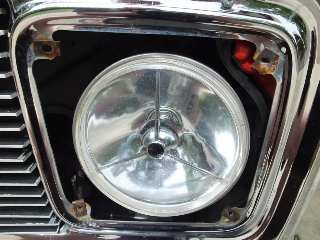 Head lights - The 1947 - Present Chevrolet & GMC Truck Message Board